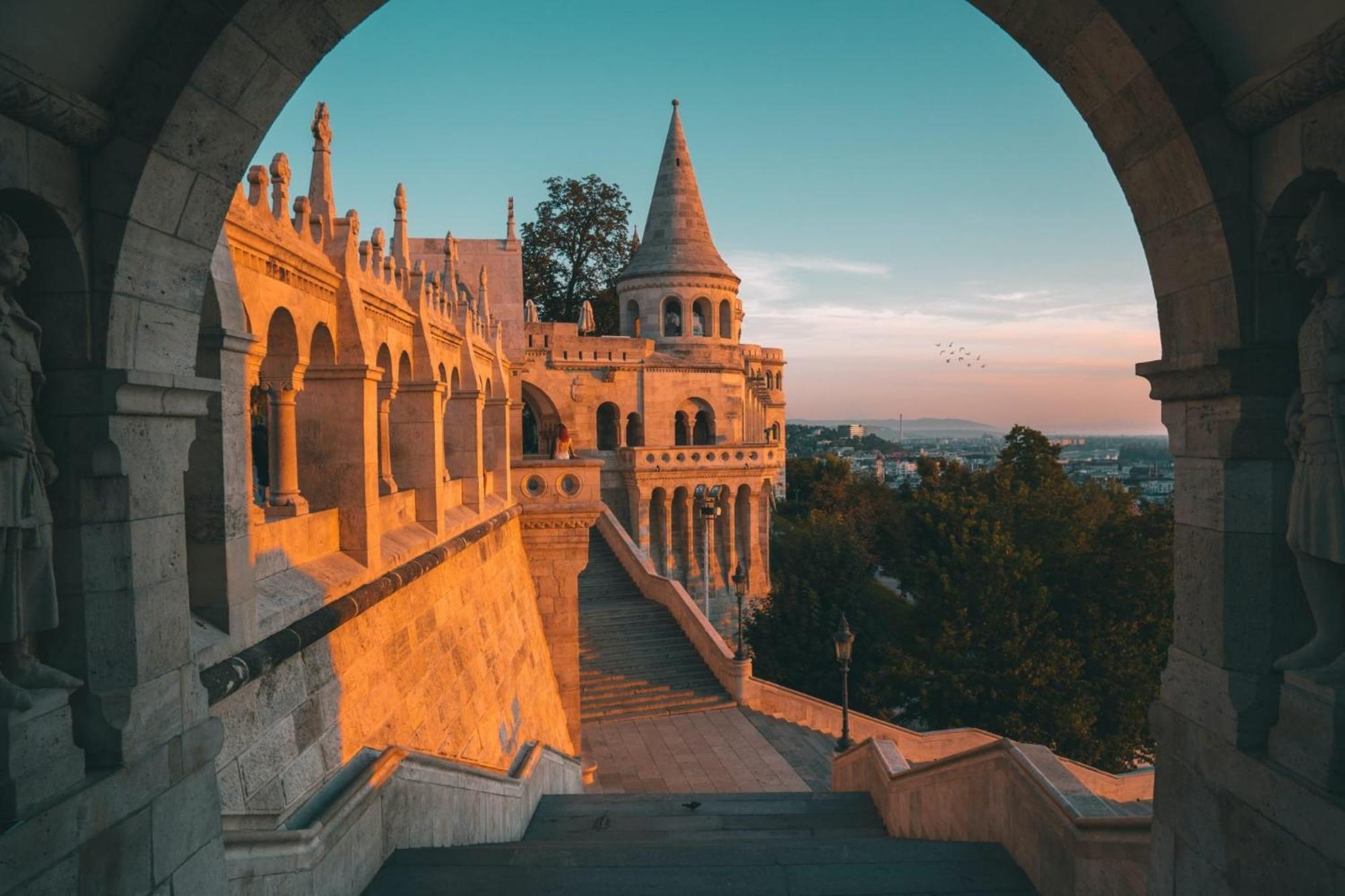 Discover Your Budapest Retreat-Walk To Parliament Exterior foto